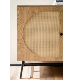 WOHNLING, GERMANY Komoda FONTA 140 cm w optyce dębu