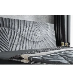 Invicta Interior - przedsprzedaż Łóżko ZEUS Scorpion 180 cm x 200 cm drewno mango