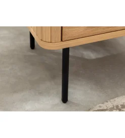 Invicta Interior - przedsprzedaż Stolik nocny ATELIER 55 cm kolor dębu