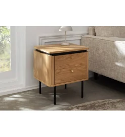 Invicta Interior - przedsprzedaż Stolik nocny ATELIER 55 cm kolor dębu