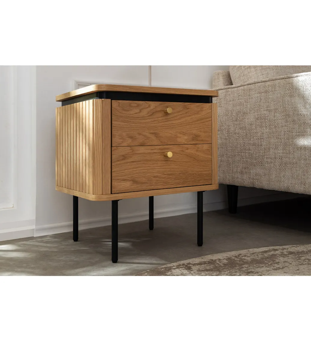 Invicta Interior - przedsprzedaż Stolik nocny ATELIER 55 cm kolor dębu