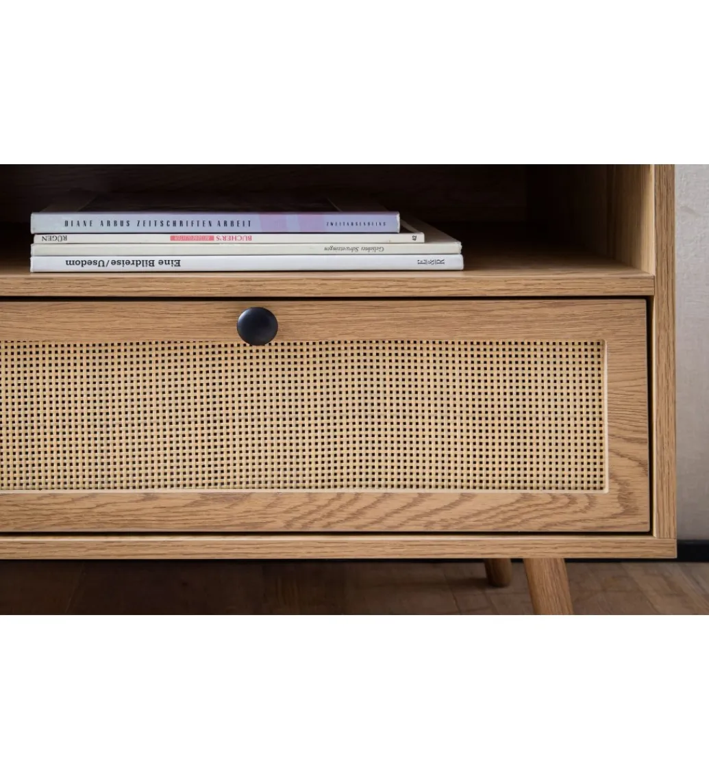 WOHNLING, GERMANY Stolik pod TV TAMI 120 cm w optyce dębu