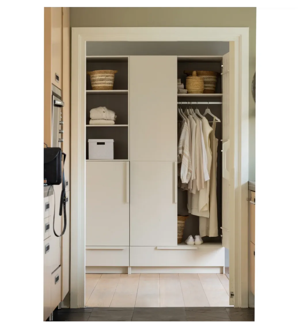 WOOOD Szafa PURE 215 x 95 cm drewno sosny dust