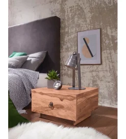 WOHNLING, GERMANY Szafka nocna MUMBAI 40 cm drewno akacja