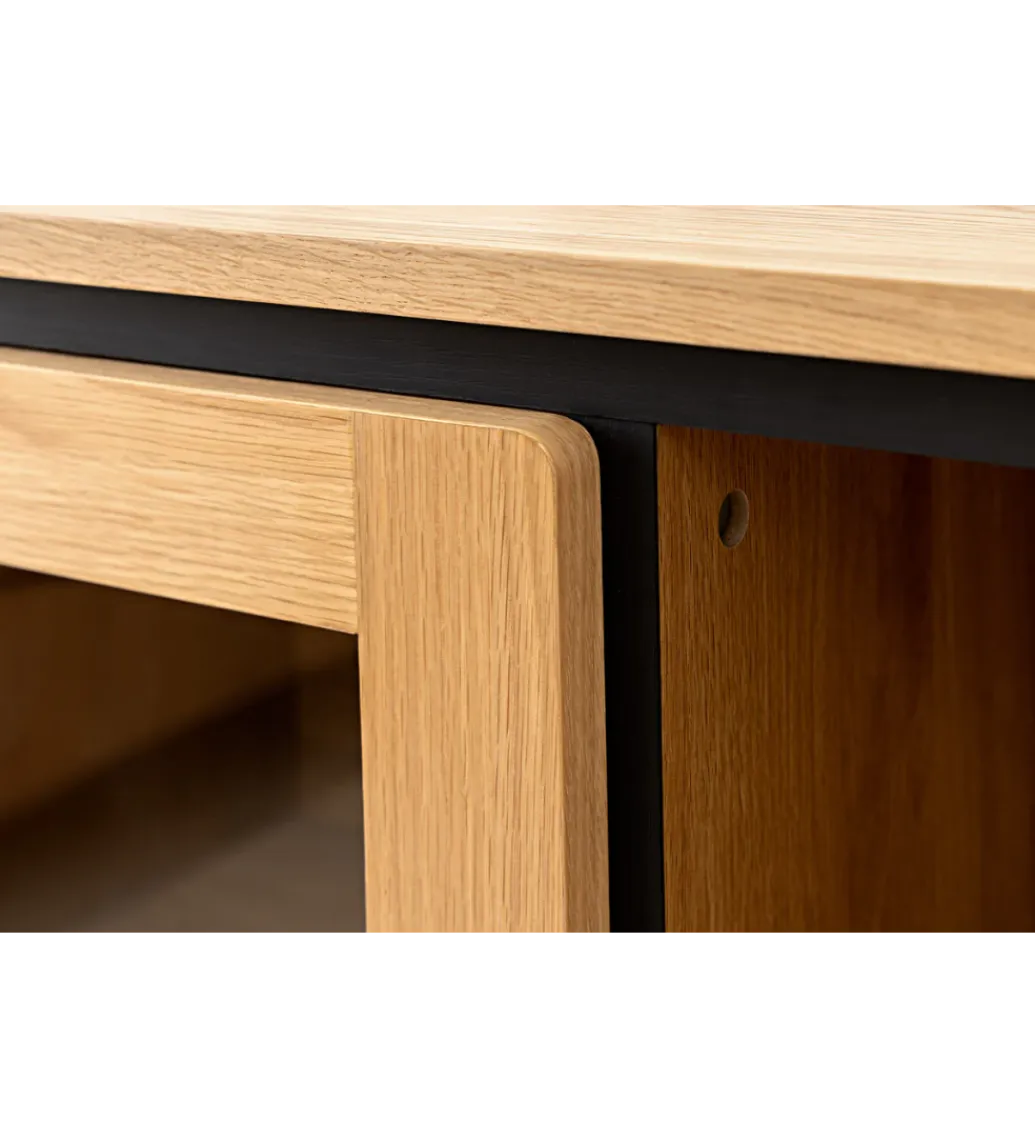 Invicta Interior Witryna ATELIER 140 cm kolor naturalnego dębu